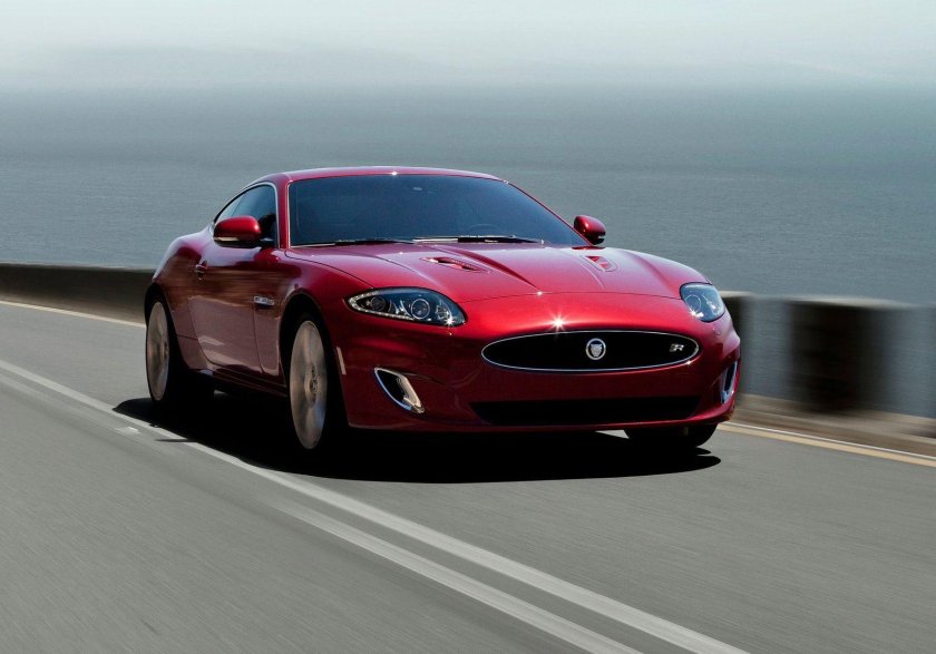 Ягуар XKR 2012