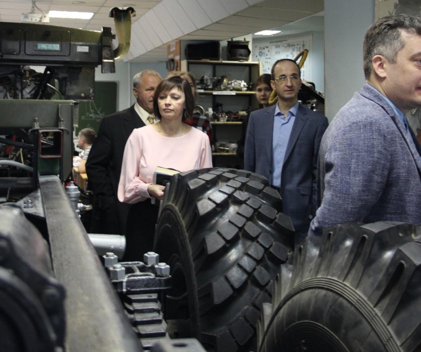 Профильный Урал