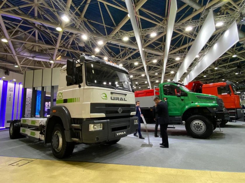 Автозавод Урал