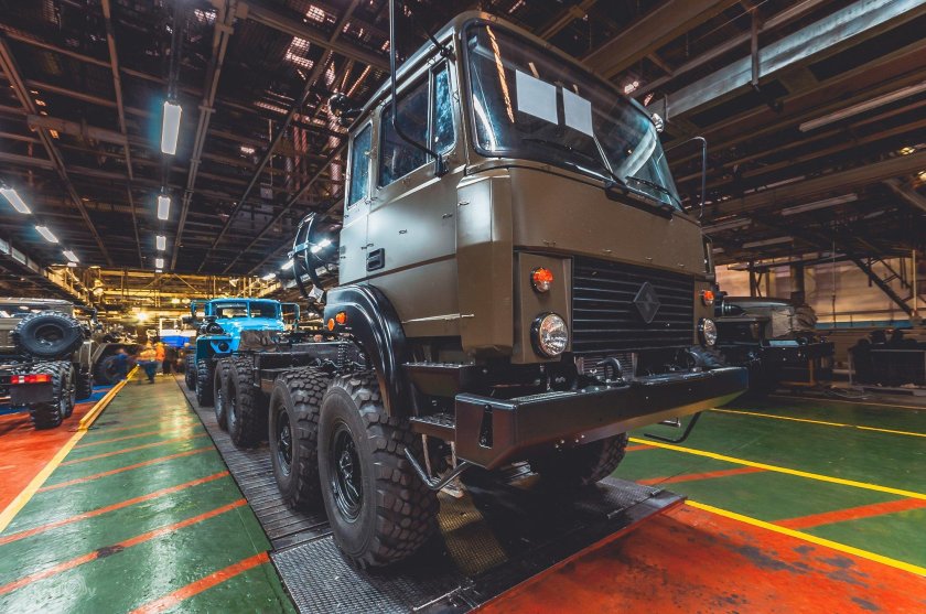 УРАЛАЗ Уральский автомобильный завод