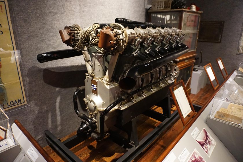 Кат 12 цилиндровый двигатель