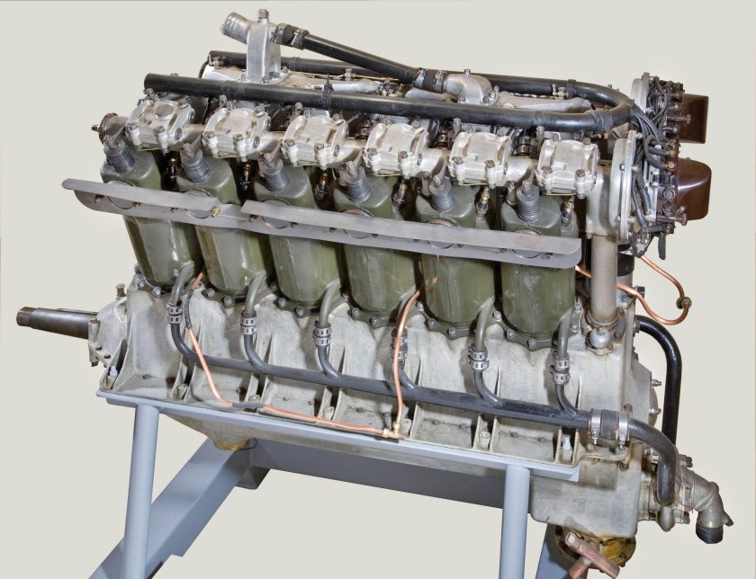 Lincoln v12 engine