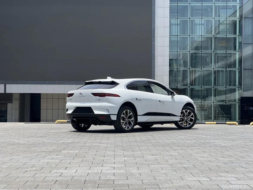 Jaguar i pace