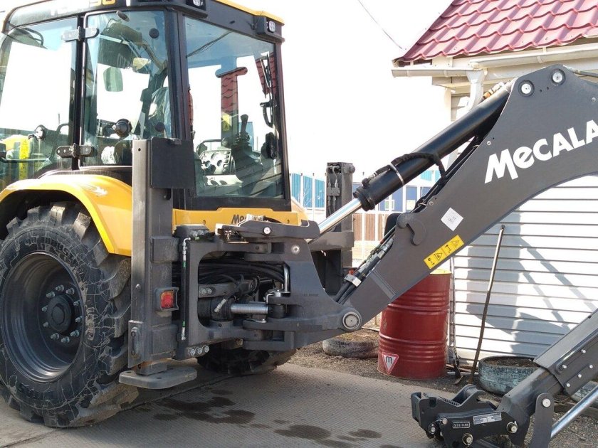 Экскаватор погрузчик