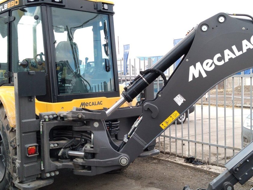 Экскаватор-погрузчик mecalac tlb890.