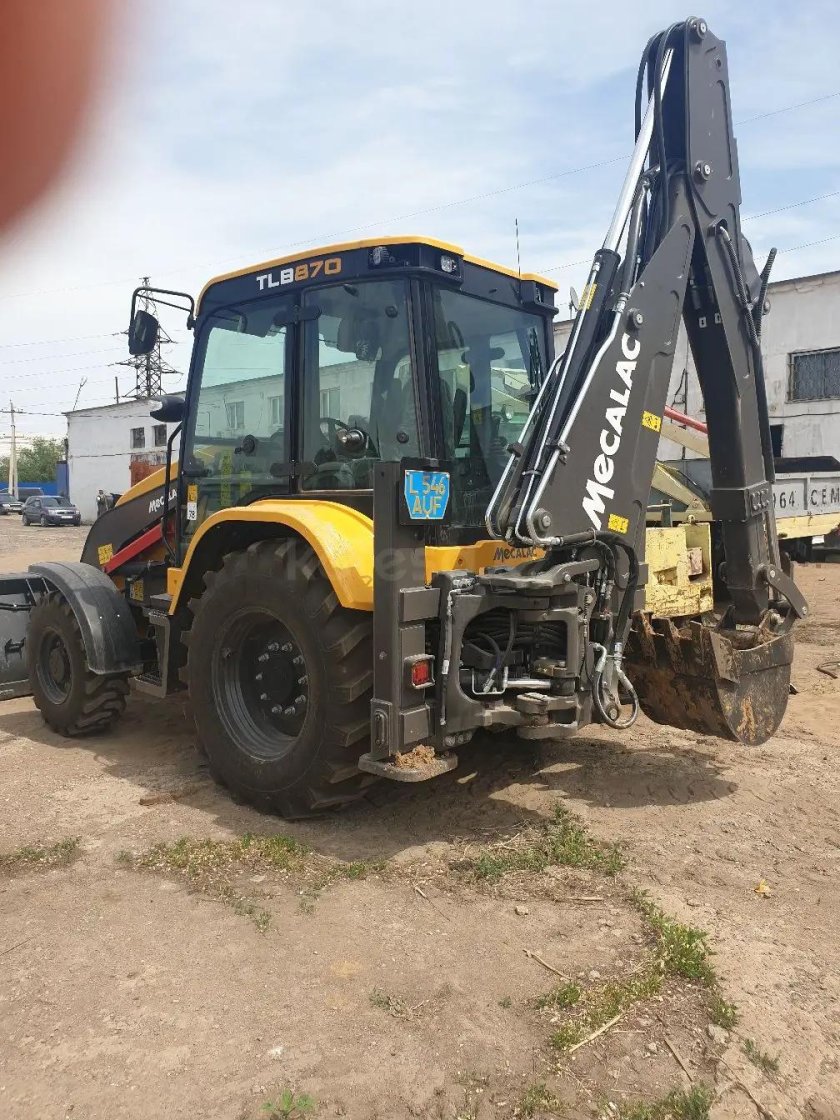 Аренда экскаватора погрузчика