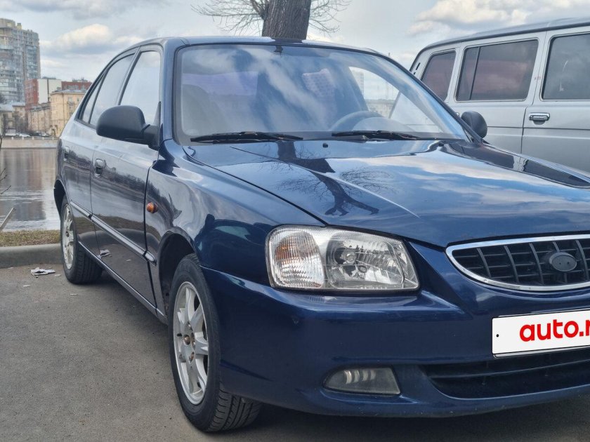 Hyundai accent 2005 года