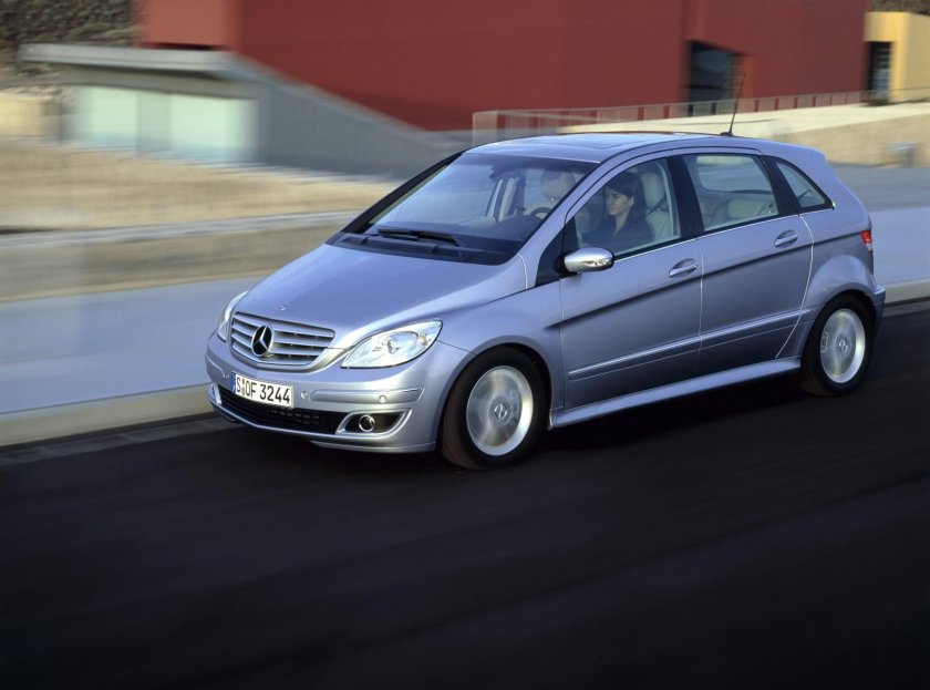 Мерседес бенц w245