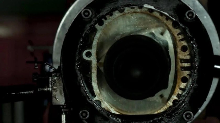 Роторный двигатель Мазда