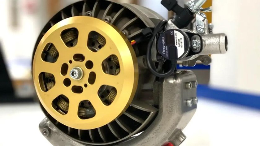 Маленький двигатель