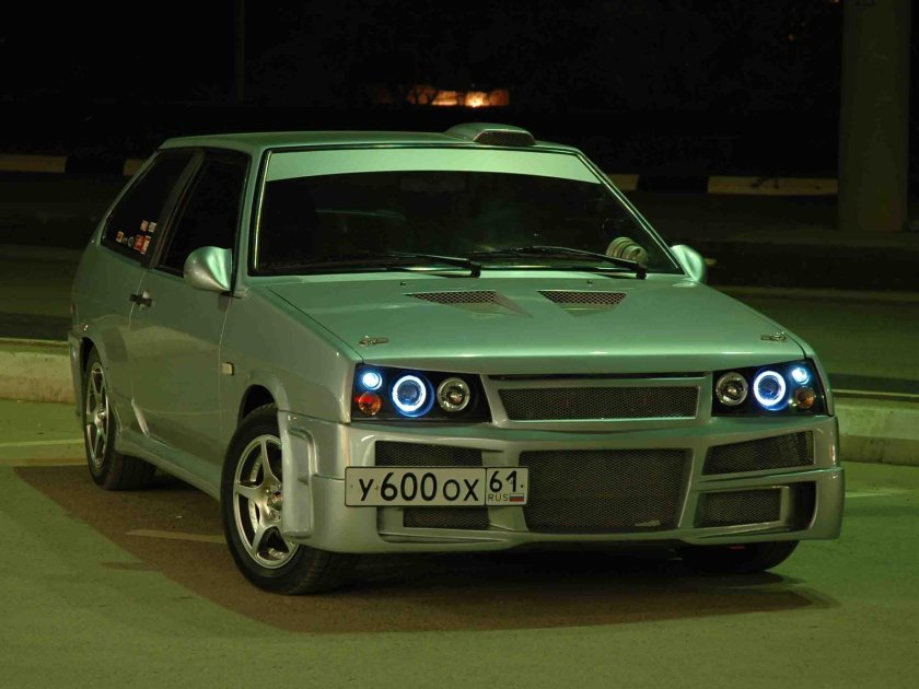 Тюнингованный ВАЗ 2108