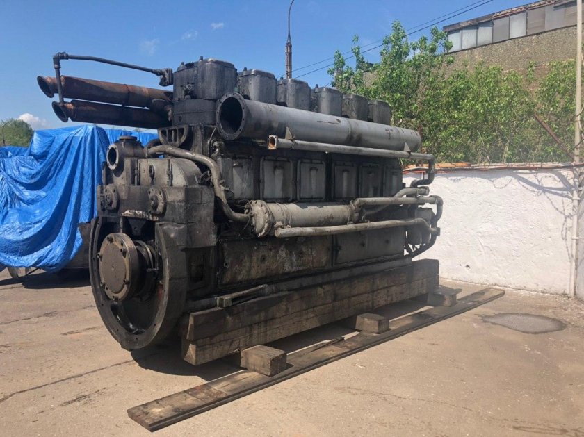 Тепловозный дизель д50