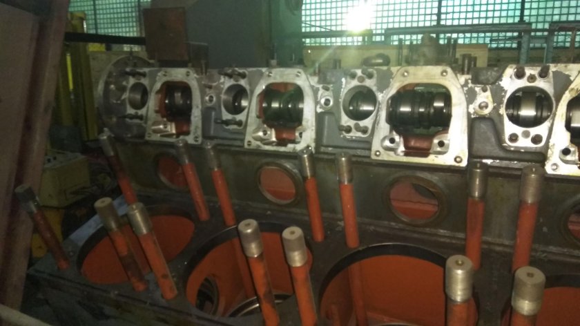 Кантователь дизеля 5д49