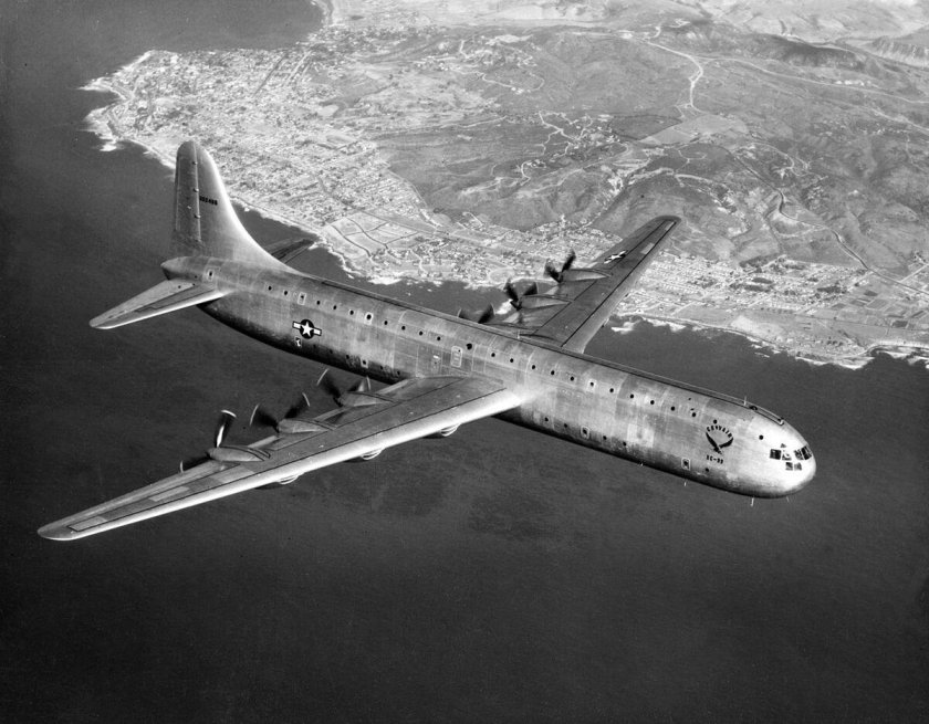 Самолёт Convair b 36