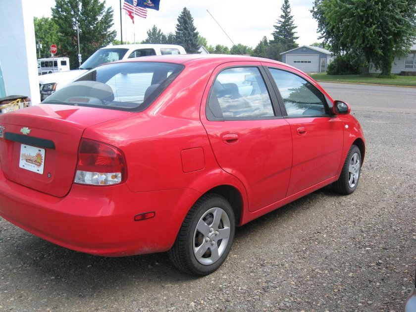 Chevrolet Aveo 2005 седан