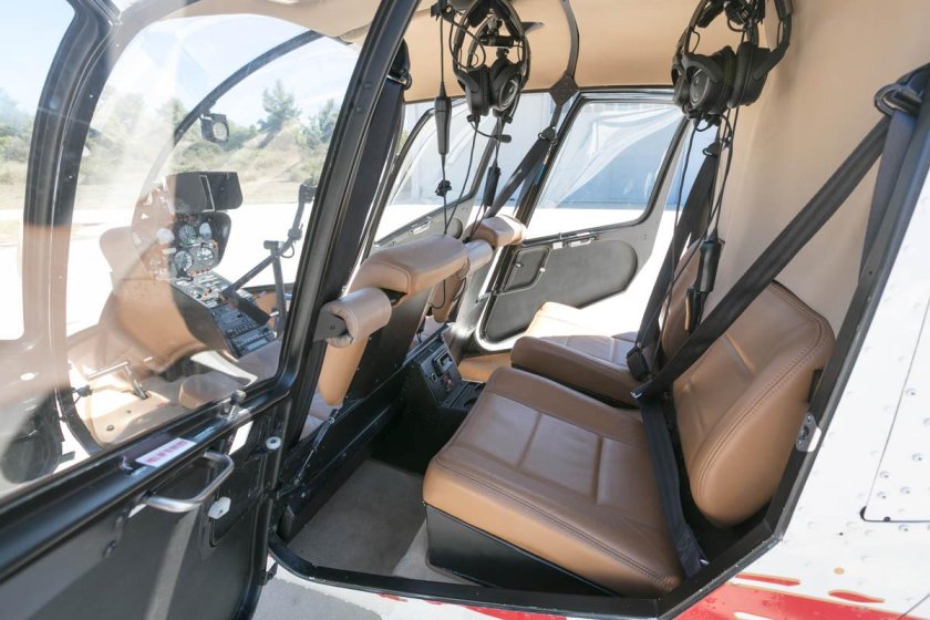 Robinson r44 кабина