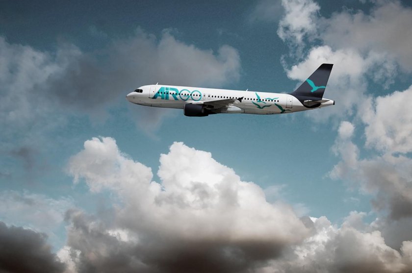 Самолет в небе