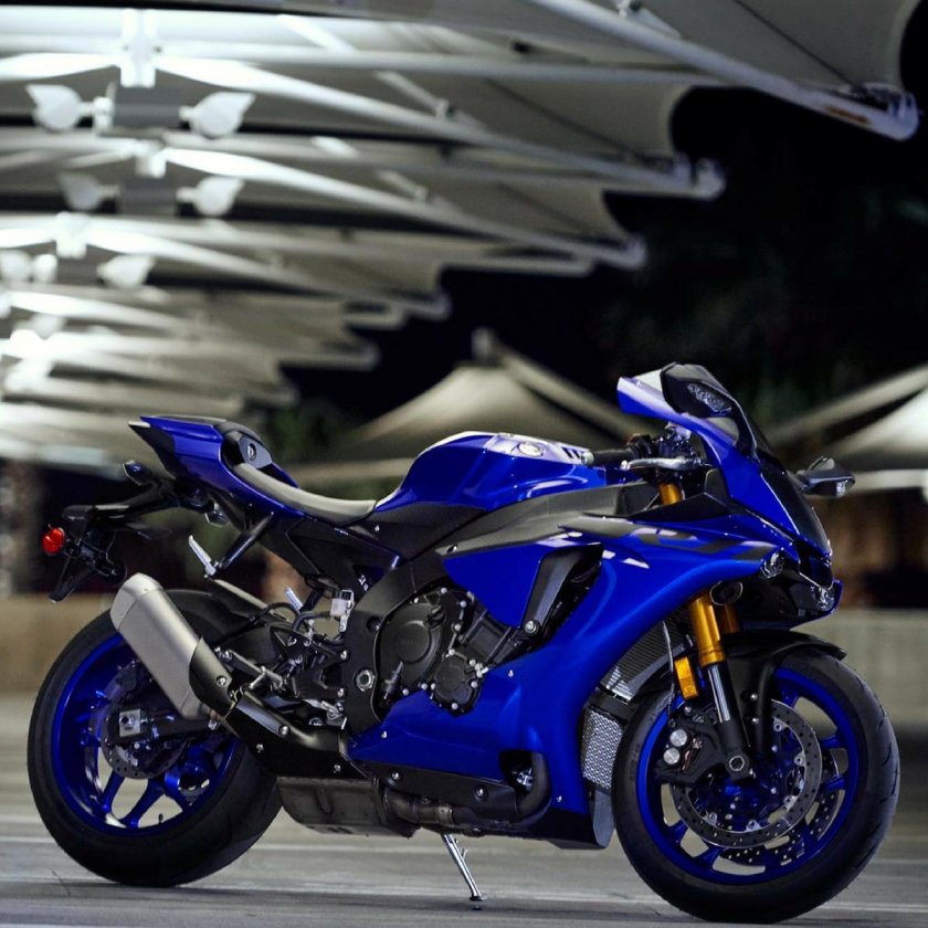 Yamaha yzf-r1 2021