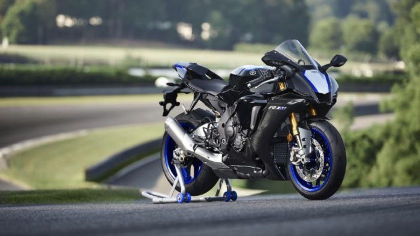 Yamaha yzf-r1 2021