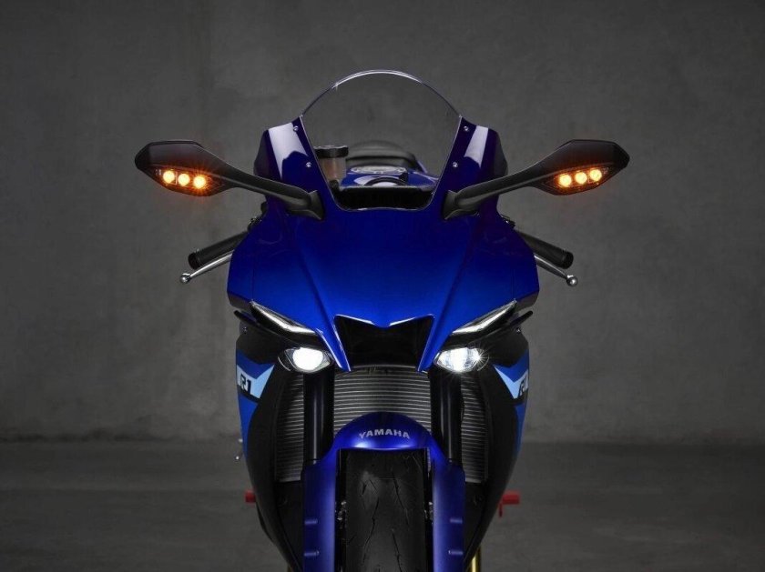 Yamaha r1 2022