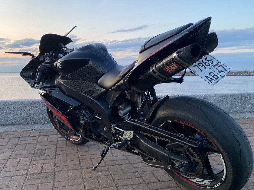 Спортивные мотоцикл