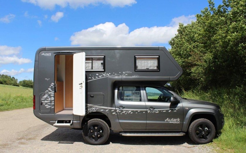 Автодом Ford 750 EARTHROAMER