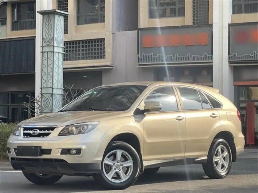 Byd s6