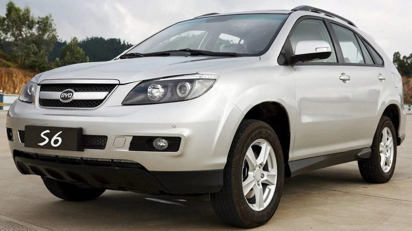 Кроссовер BYD s6