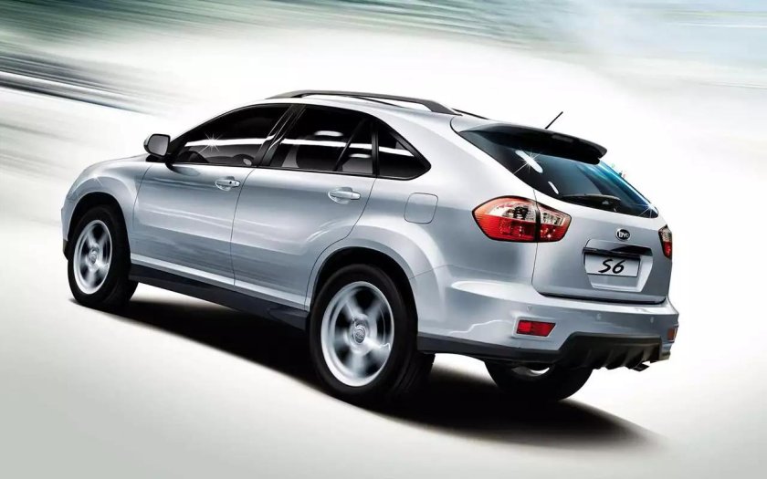 BYD s6