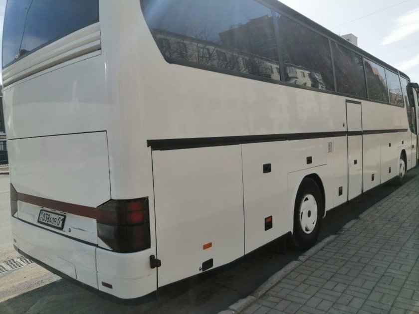 Автобус мерседес 50 мест