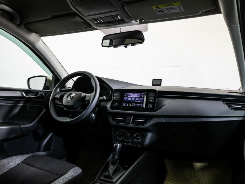 Новая шкода рапид 2022