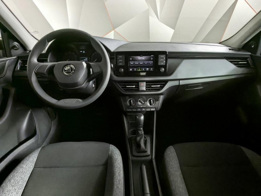 Шкода рапид 2021 салон