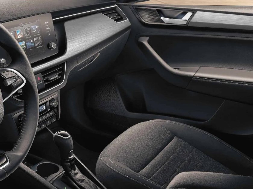 Шкода Рапид 2020 интерьер