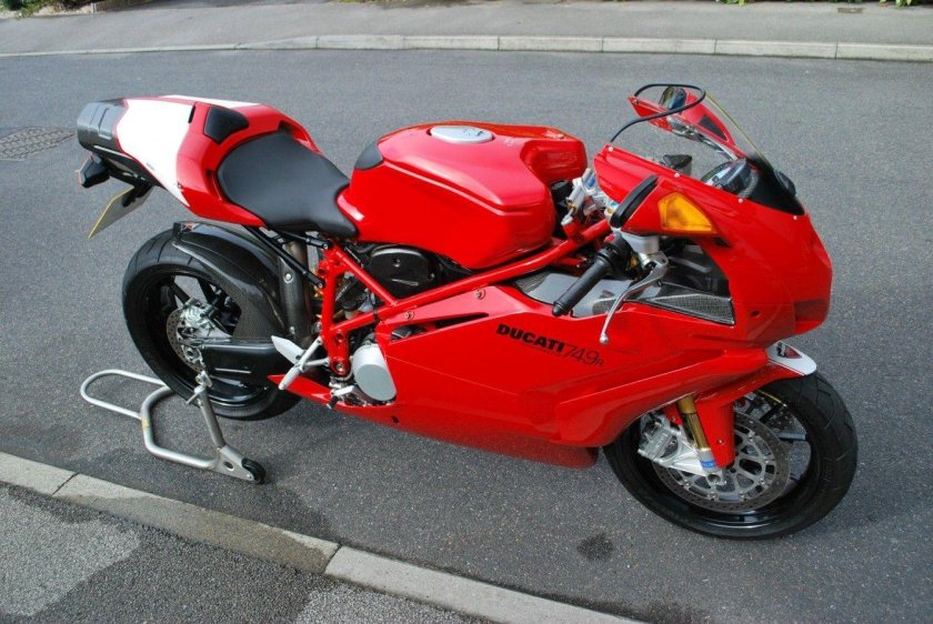 Ducati 999r