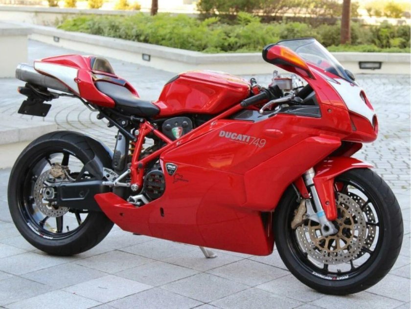 Ducati 749