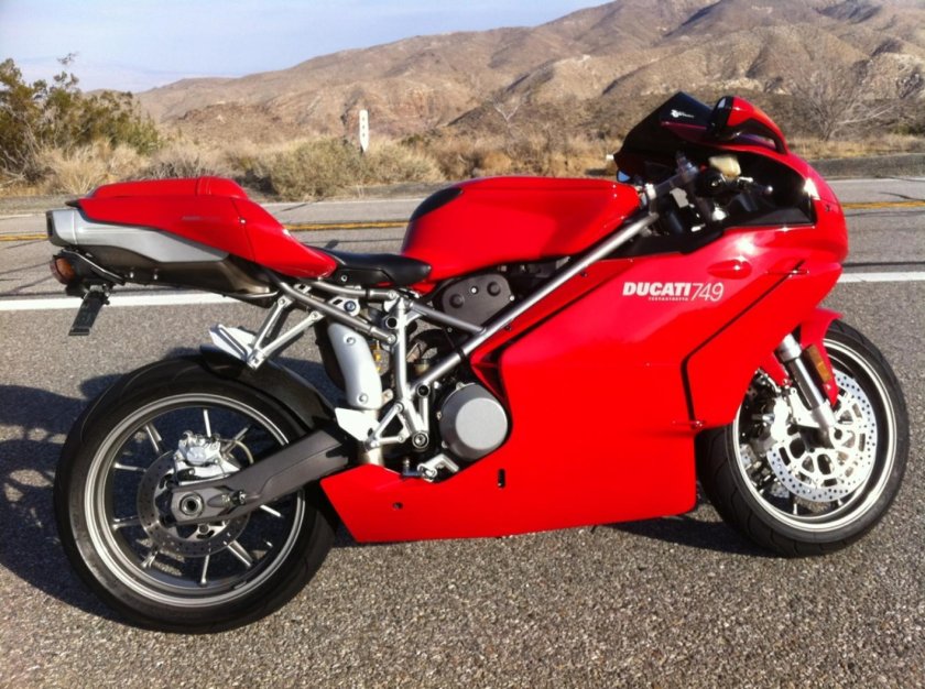 Ducati 749