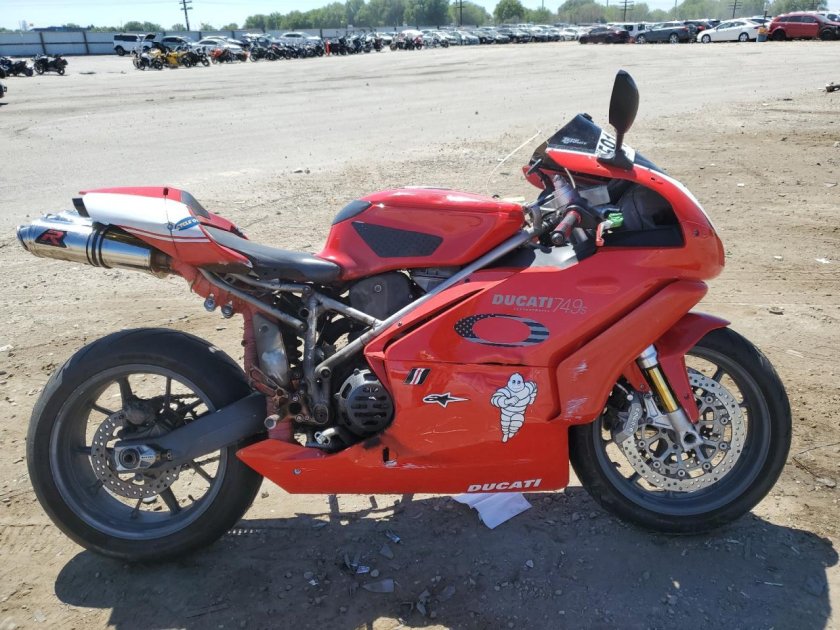 Мотоцикл ducati