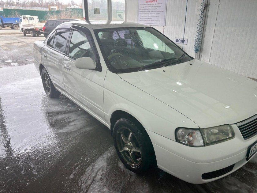 Ниссан санни 2003