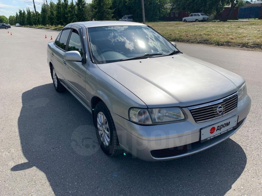 Ниссан санни 2003 года