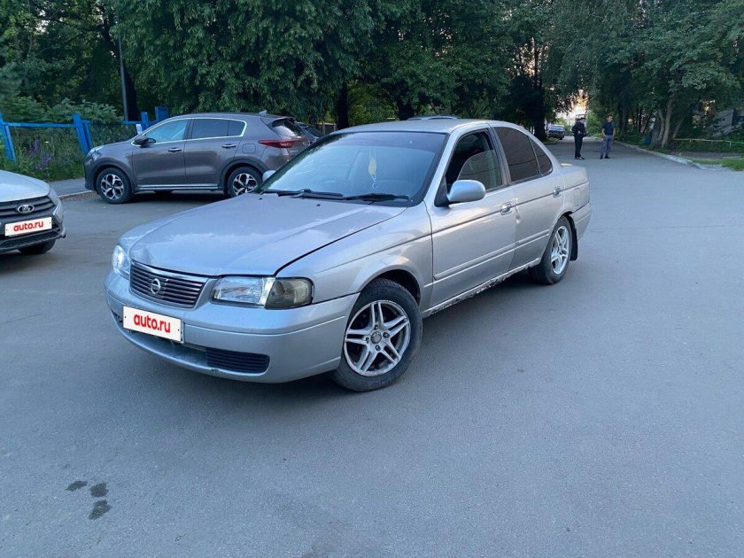 Nissan sunny b15 2002