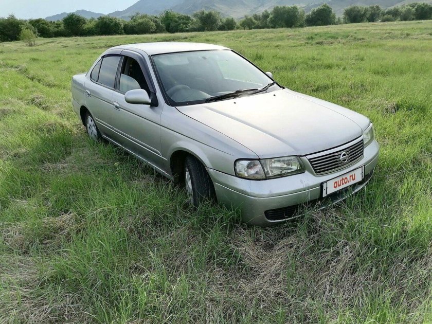 Ниссан Санни 2002 года