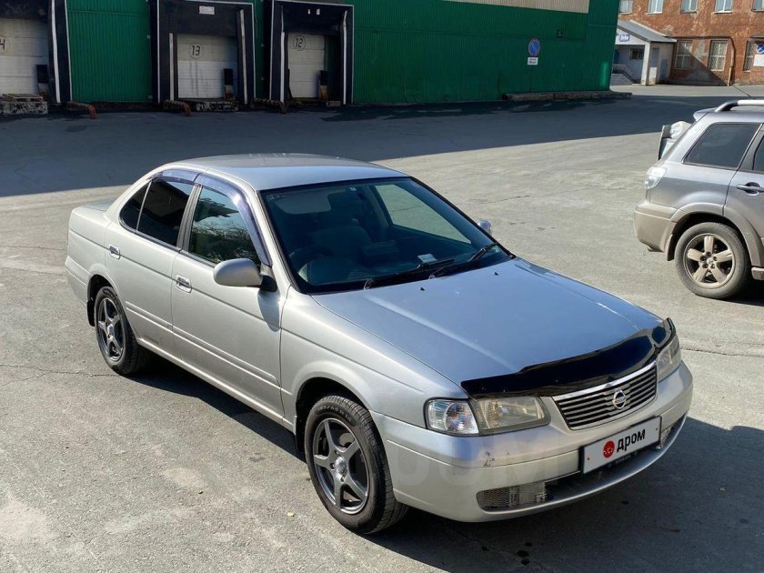 Ниссан Санни 2003 года