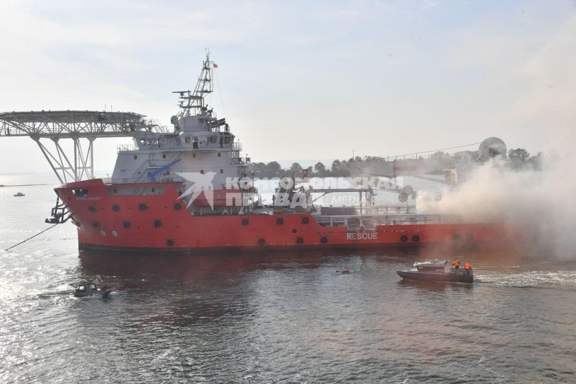 Multi purpose offshore vessel