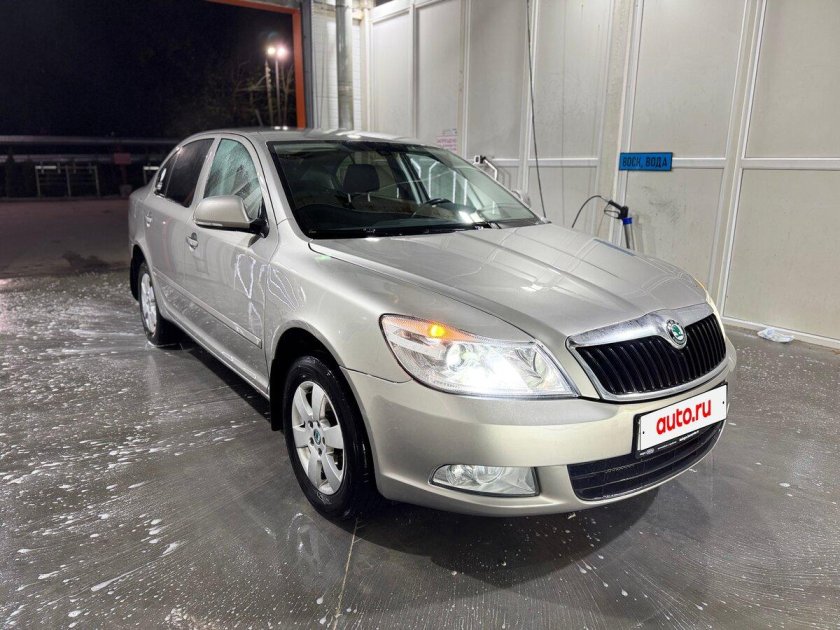 Шкода октавия 2011 1.8