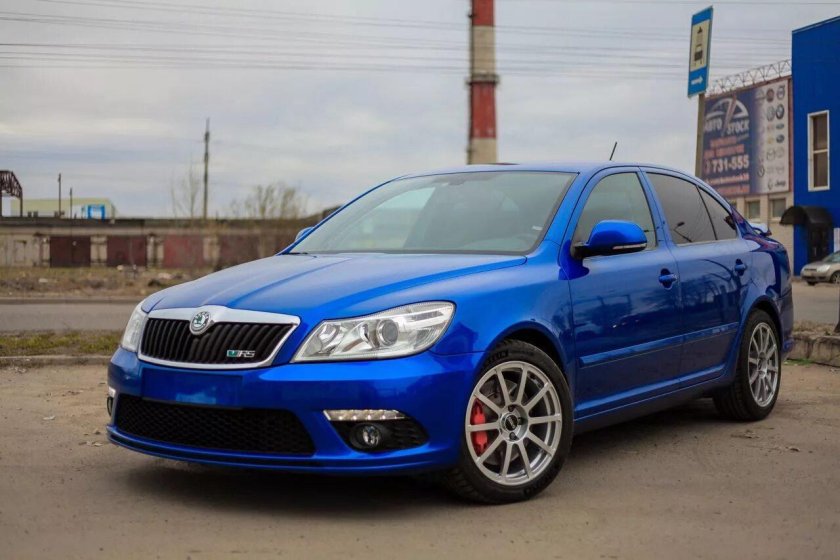 Шкода Октавия РС а5 синяя