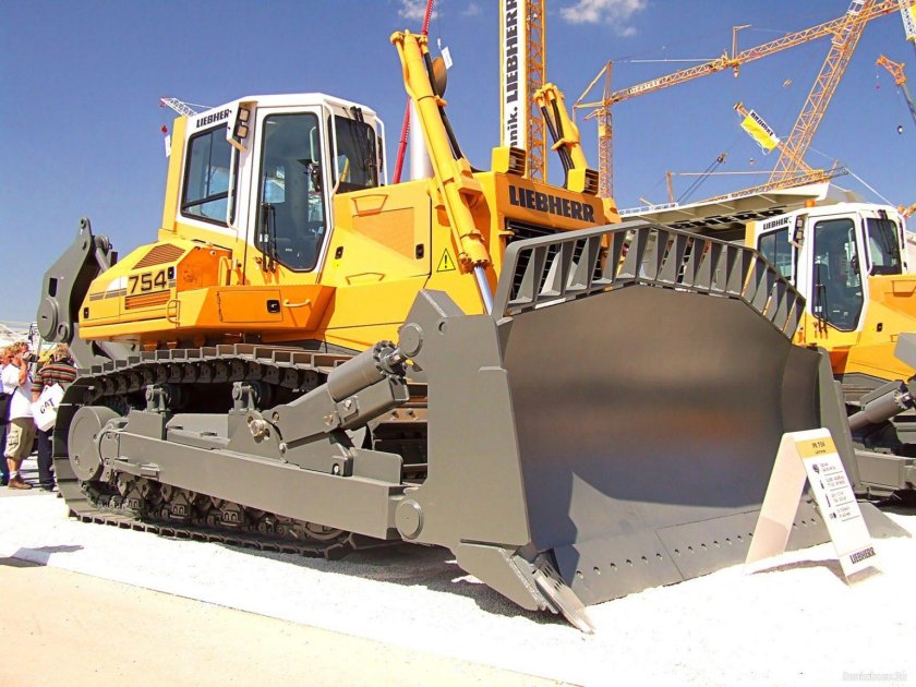 Liebherr pr754