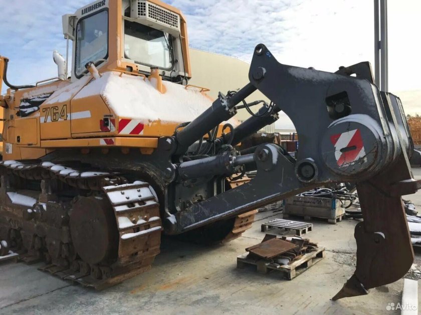 Бульдозер Либхер 764