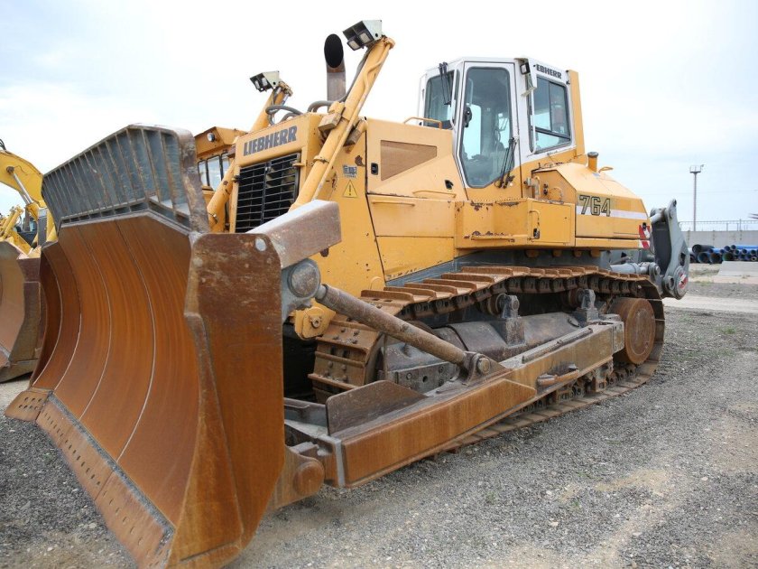 Бульдозер liebherr