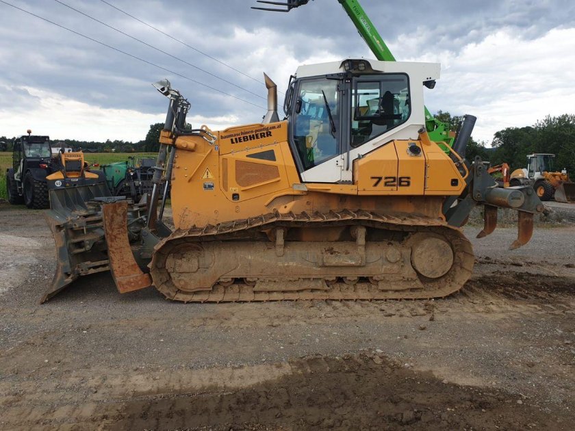 Бульдозер liebherr 724