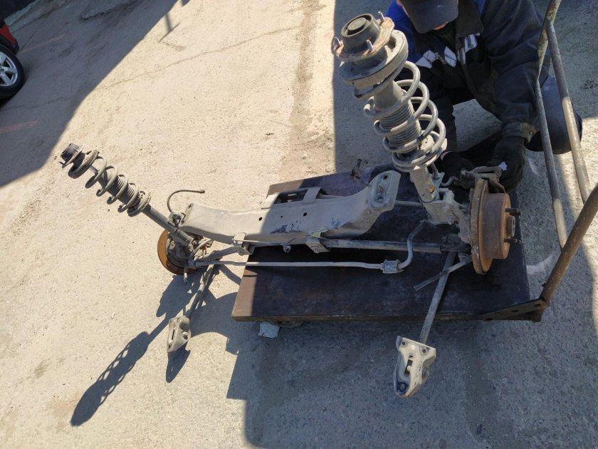 Задняя подвеска Лачетти седан 1.6